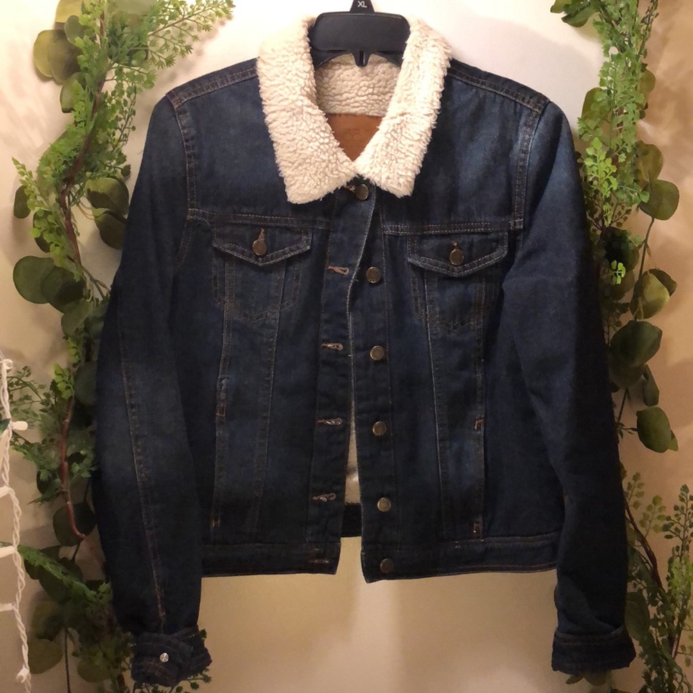 fur collar denim jacket